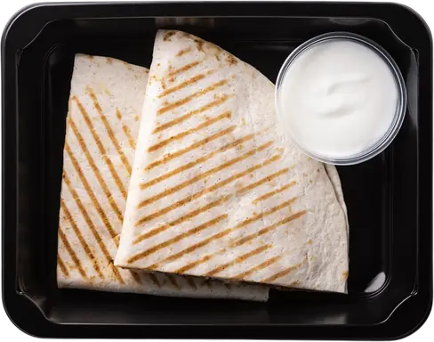 Quesadilla s kuřecím masem Adobo a ananasem