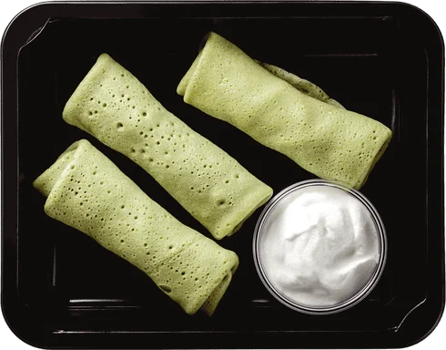 Špenátové palačinky s kuřecím masem, sýrem a batáty